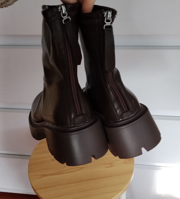 Черевики демісезонні на флісі шоколадного кольору 37-38р