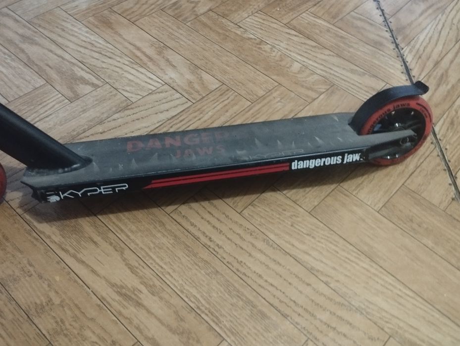 Продам трюкавой самакат