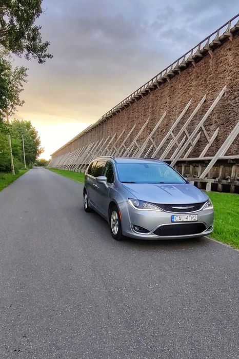 Chrysler Pacifica
