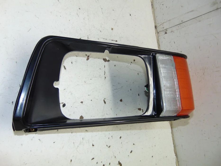 Mitsubishi L300 Aro farol " usado em bom estado