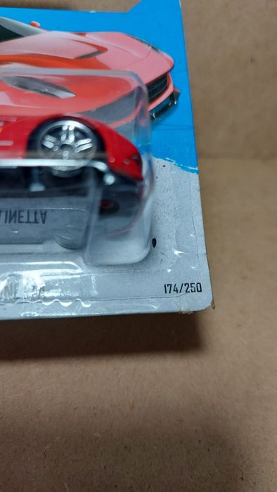 Hot Wheels Ferrari F12 Berlinetta