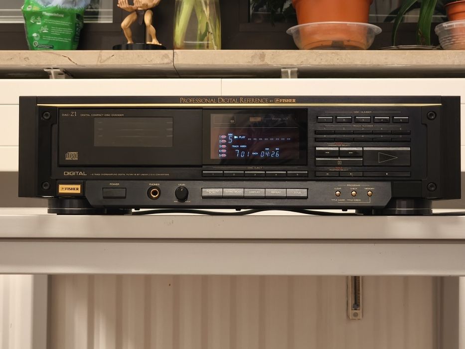 Hi-End CD програвач Fisher DAC-Z1 ! Вага 9,5 кг ! ЦАП 2 х PCM58 ! Ідеальний стан !