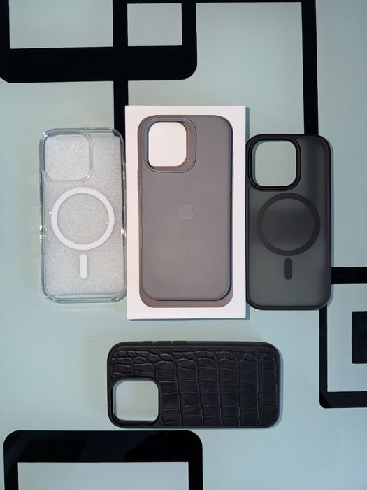 Чохли Pitaka та інші моделі чохлів на Iphone