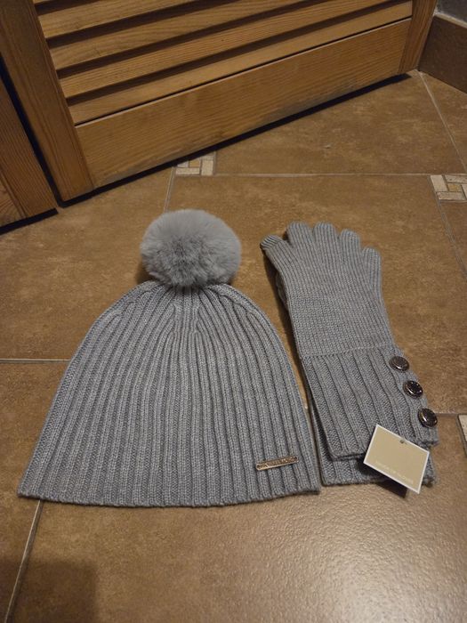 MICHEAL KORS zestaw czapka z rękawiczkami  szare