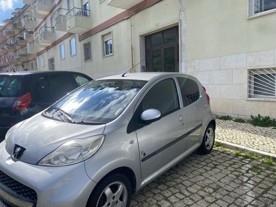 Peugeot 107 ano 2012