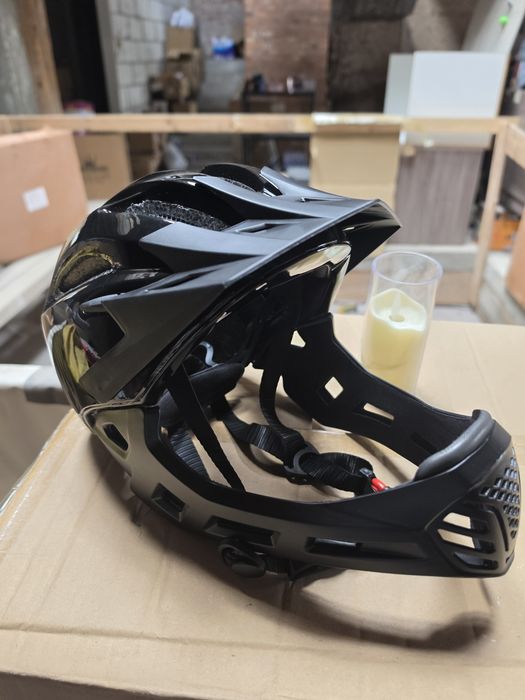 Kask rowerowy dziecięcy na obwód głowy 48-52cm