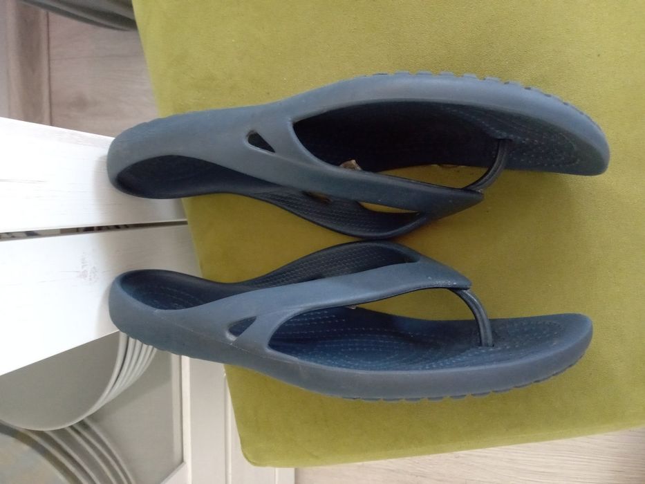 Crocs Kadee II japonki rozmiar W8 38/39