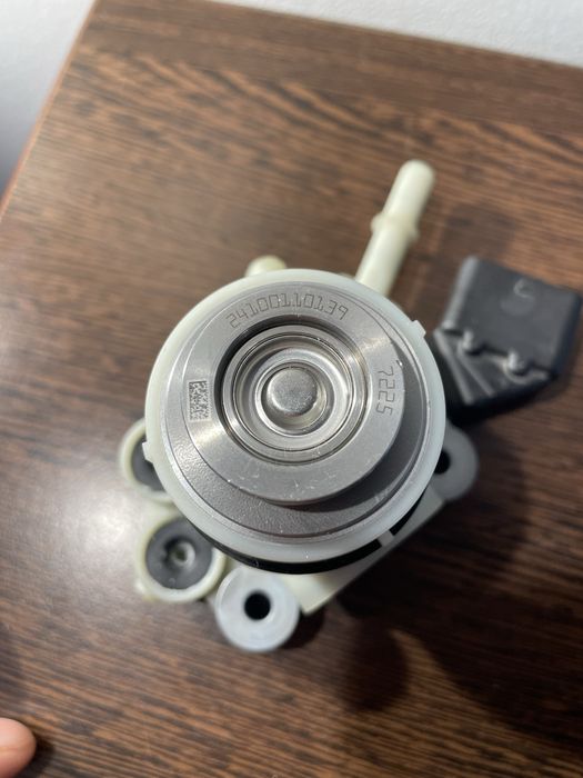 Pompka AdBlue Bosch F01C25000H