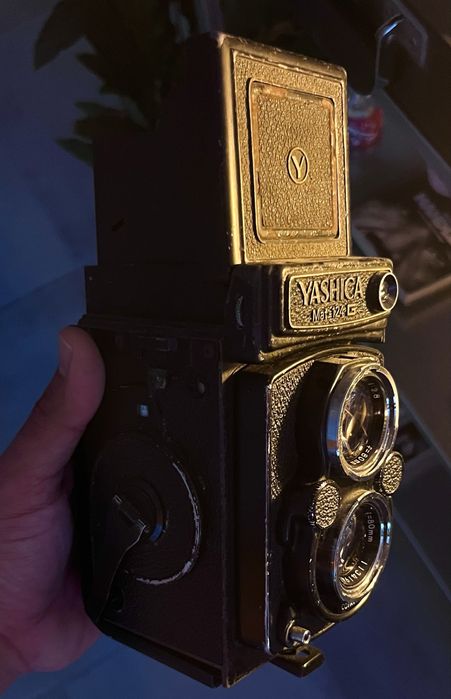 Yashica Mat 124 G