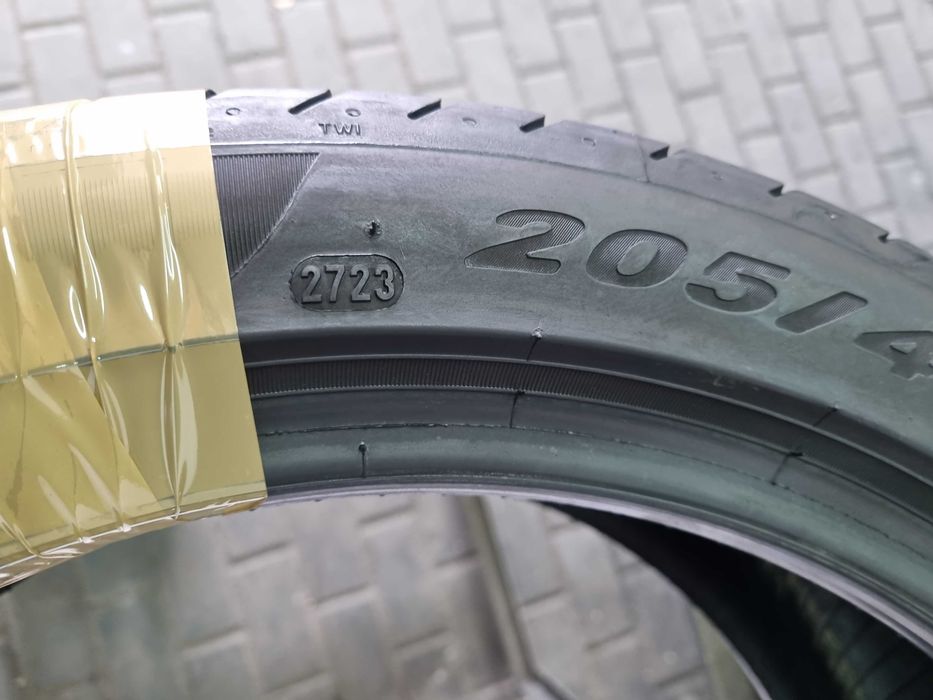 205/45/17 88Y Pirelli Pzero * D.2723