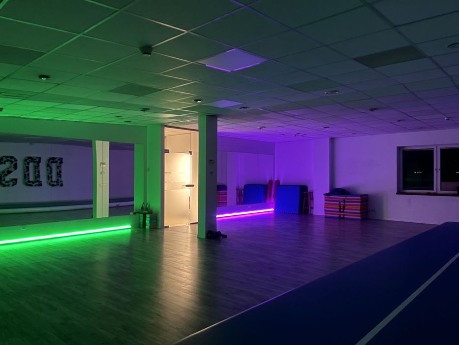 Sala taneczna/ sportowa/ fitness/ lokal na imprezy/ warsztaty/ eventy