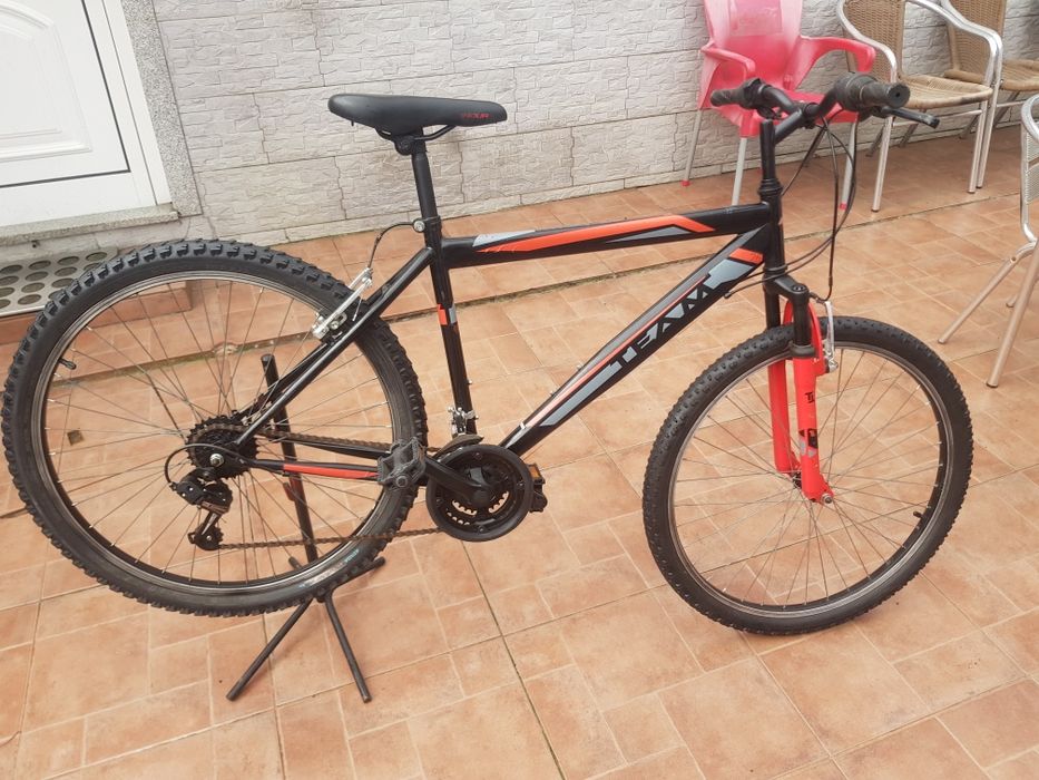 Bicicleta de adulto roda 26 nada a fazer pronta a rolar sem problemas