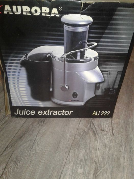 Продам соковыжималку Aurora