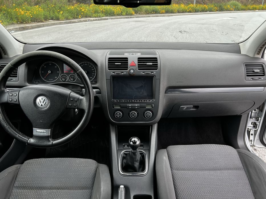 Volkswagem Golf 1.9 TDi
