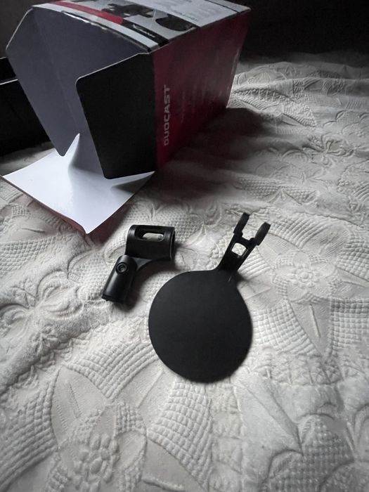 HyperX DuoCast microfone profissional