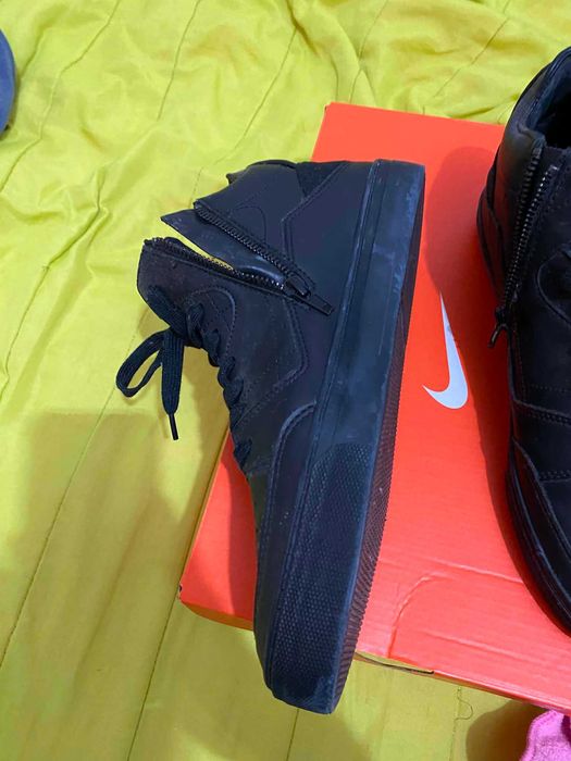 Ténis / Bota Preto