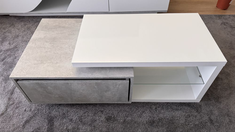 Mesa de Centro Moderna Branca e Cimento - 1,20m | Estado Novo!