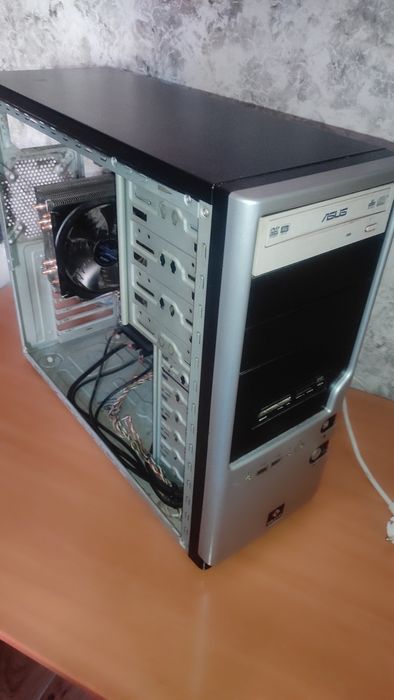 Комплект  FX6100, gigabyte ga-970a,16gb ddr3.