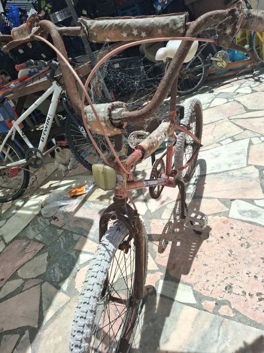 Bicicleta BMX anos 80. PHOENIX.