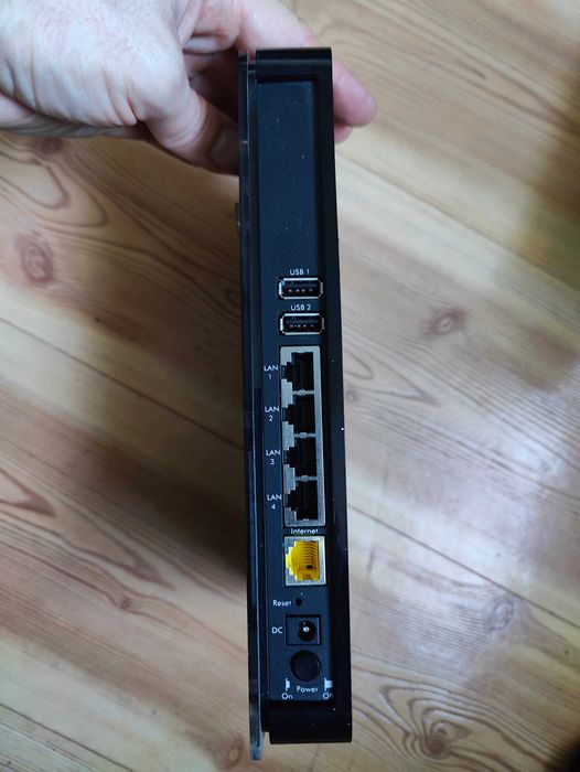 Wifi роутер маршрутизатор Netgear N900 WNDR4500