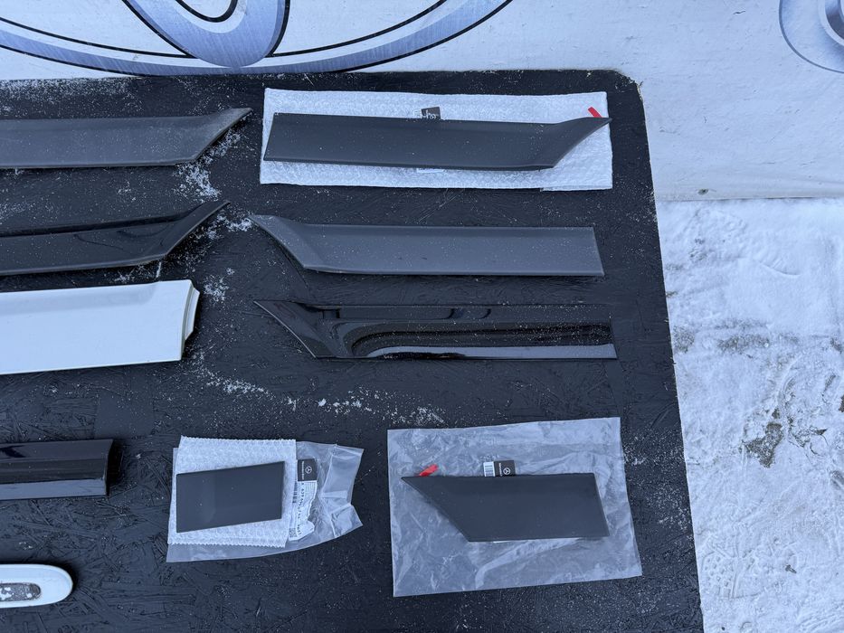 Молдинг накладка листва молдінг Віто Віано Vito Viano W639 розборка