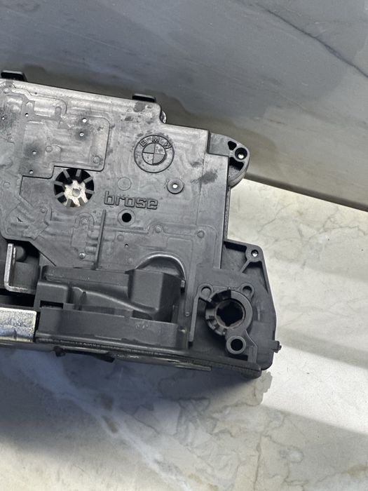 Замок Двері Водія БМВ Е90 Е91 П.Л Замок Дверний Передній Лівий BMW E91 E90