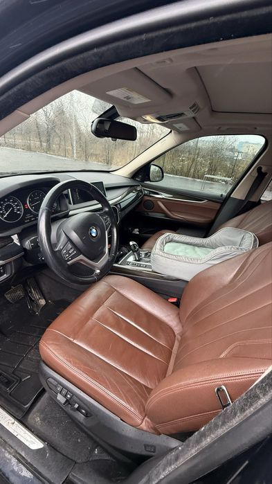 Продам срочно х5 2015 г 100 т пробег обмен