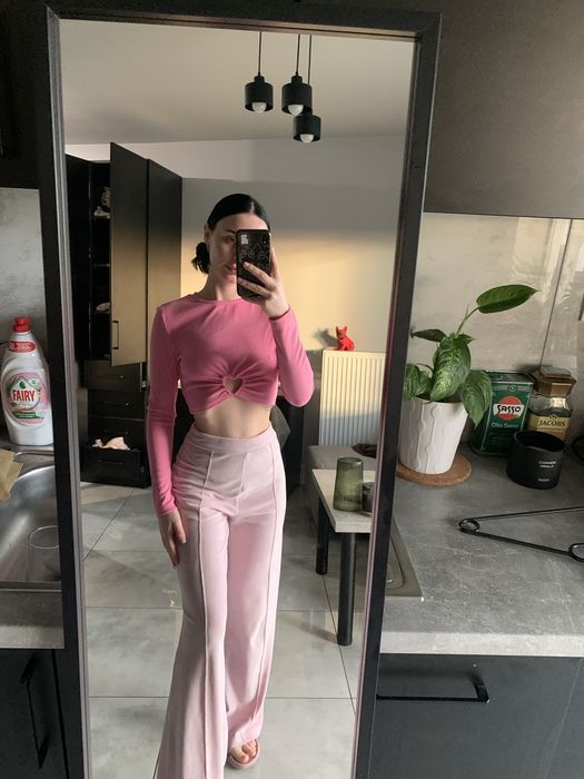 Bluzeczka różowa serduszko crop top longsleeve babypink xs s