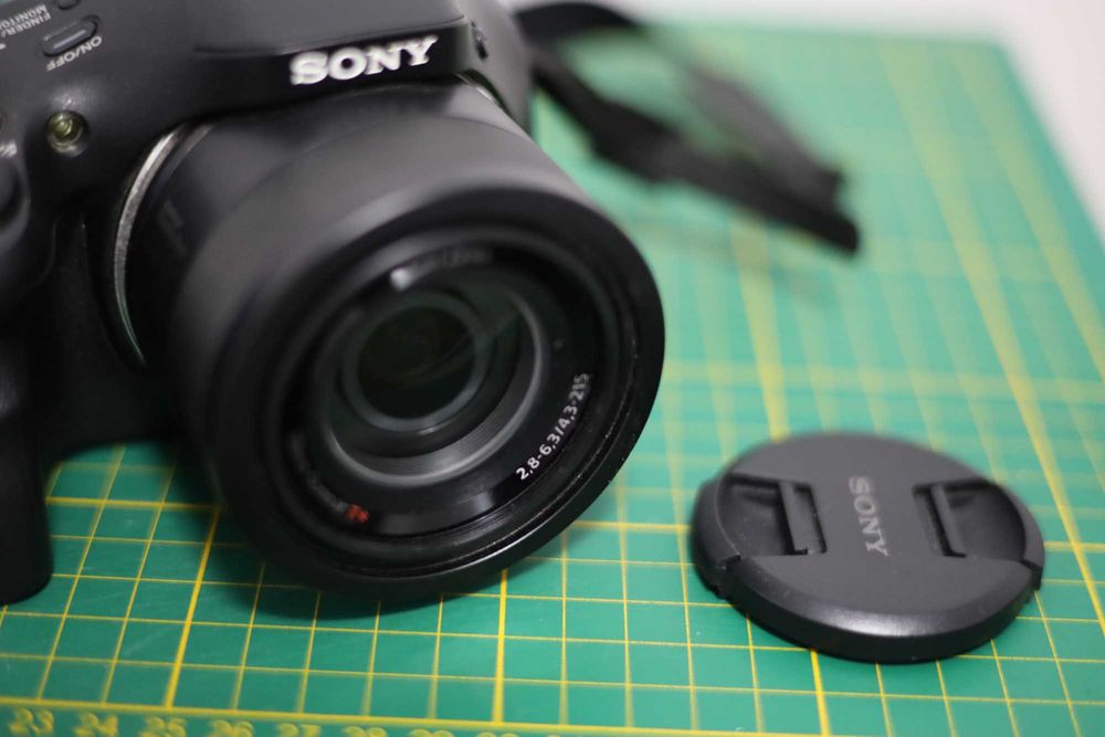 Sony Cyber-shot DSC-HX400V