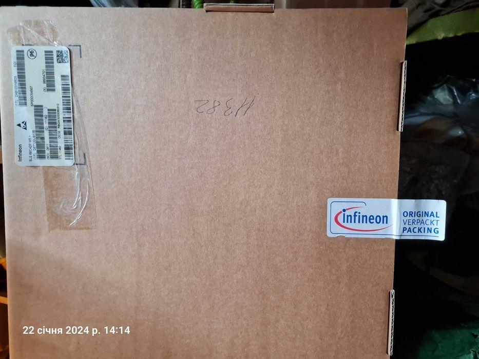 Чипи Security & Chip Card ICs SLE 66C42P Infineon technologies,Germany