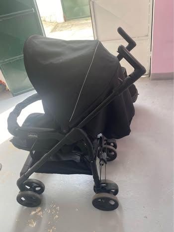 Carrinho de bébé trio da Chicco
