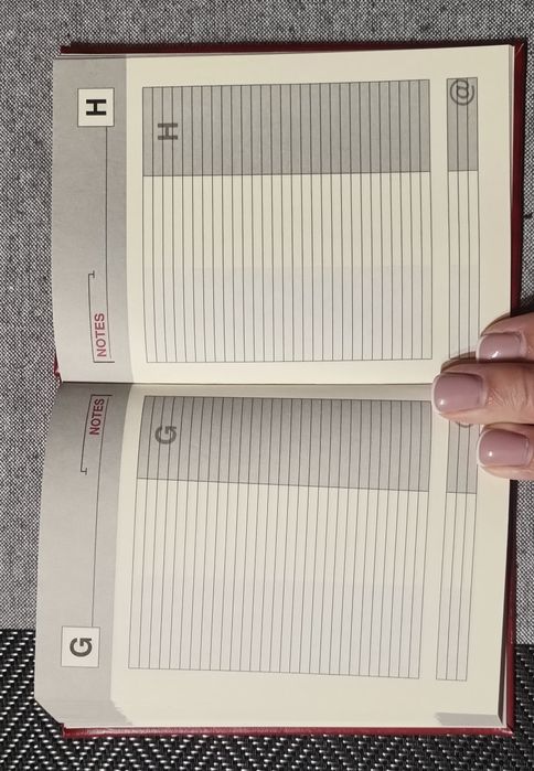 NOWY Kalendarz 2025 - elegancki bordowy