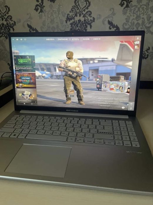 Продам ноутбук для роботи без світла, а також для деяких ігор.