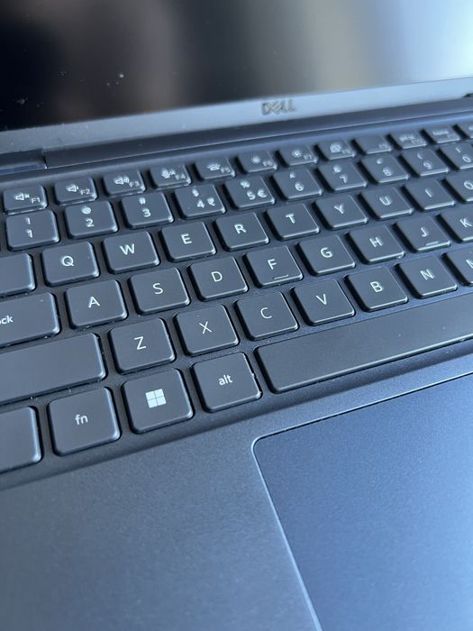 Dell Latitude 7440 — i7 13. gen, 16GB RAM, Dotyk, 2024 — Stan idealny