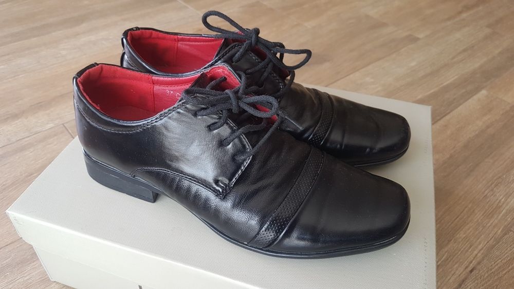 Buty młodzieżowe - dziecięce roz. 37