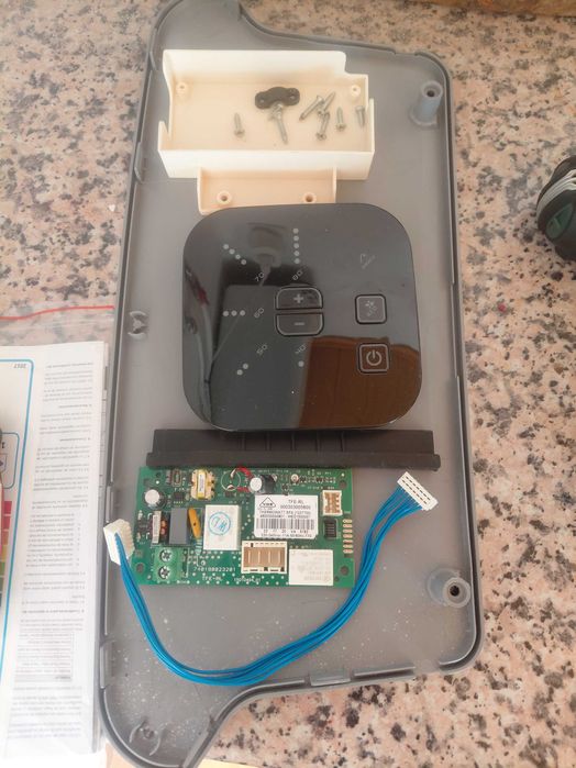 Visor e placa para termoacumulador Velis EVO 100
