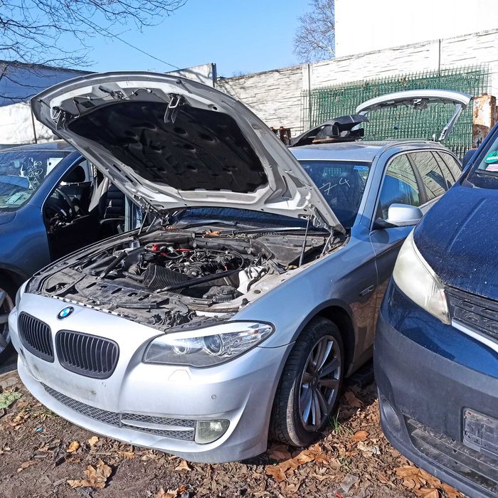 BMW Seria 5 F10/F11 2.0D LCSW [silnik uszkodzony] samochody na części!