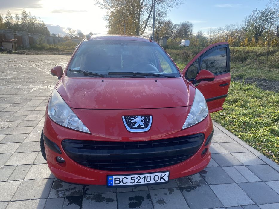 Продам PEUGEOT 207SW 1.4  12.2007