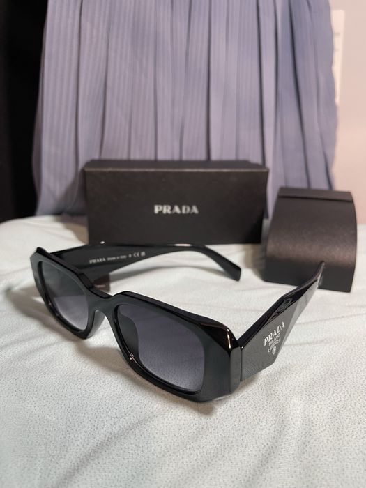 Okulary prada oryginalne nowe przeciwsloneczne sunglasses
