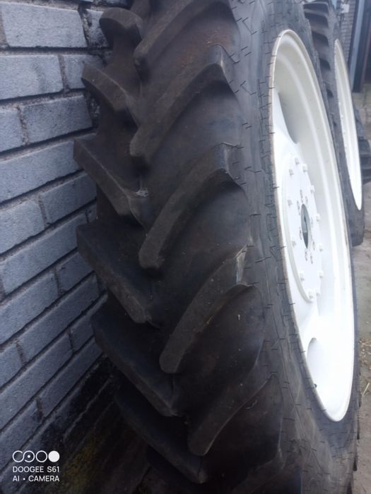 Koła wąskie Claas 320/85R28 + 300/95R42 – stan idealny!