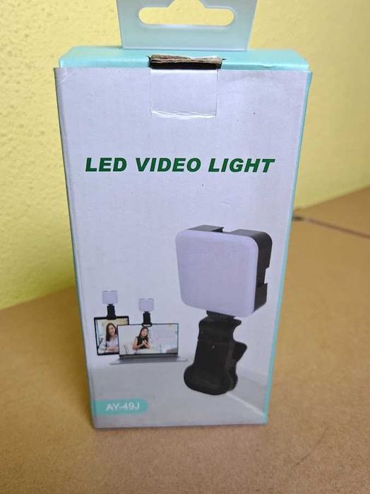 Luz LED Vídeo com Mola para Telemóvel AY-49J 6000K (Nova)