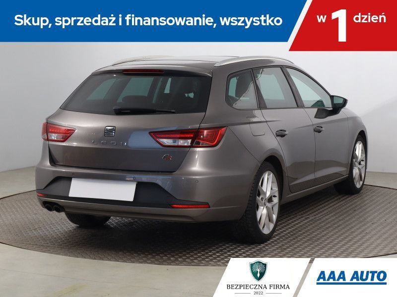 Seat Leon Sportstourer 2015 photo 5