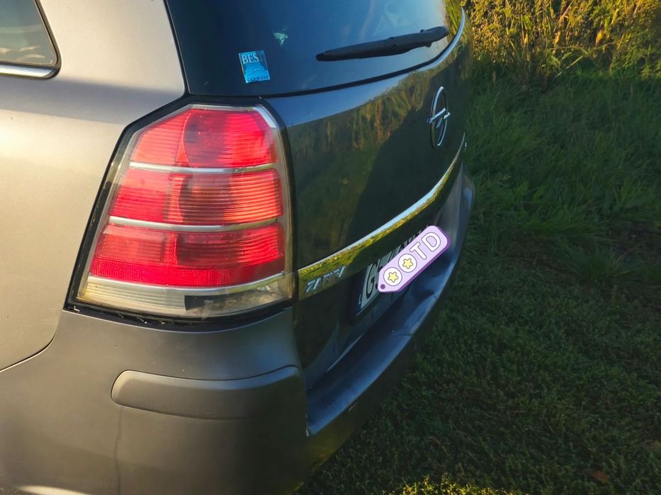 Opel Zafira Opel Zafira B 1.8 140KM benzyna, opłacony  i przegląd do 2027