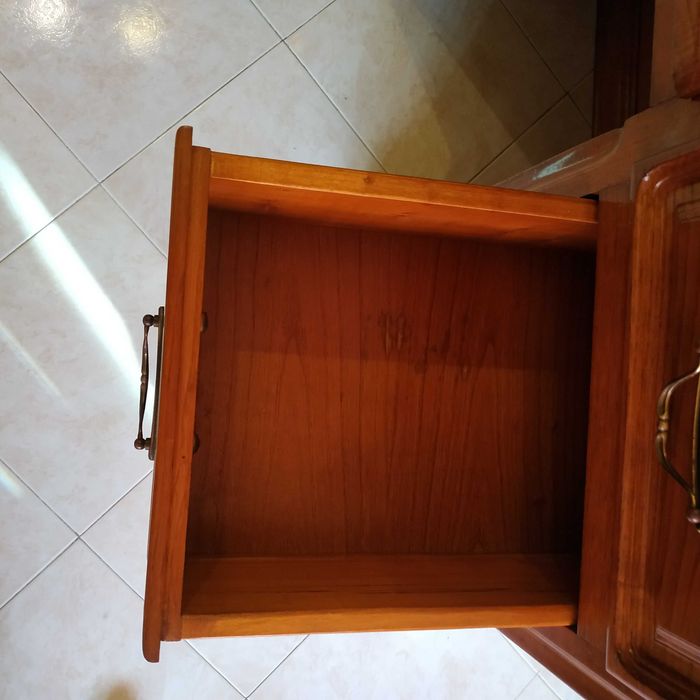 Secretaria de madeira