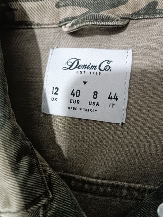 Джинсовка жіноча, вкорочена, мілітарі.