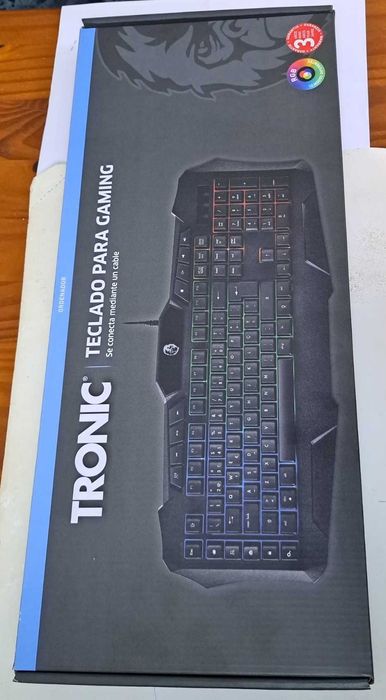 Teclado + Rato para jogos com retroiluminação colorida - NOVO