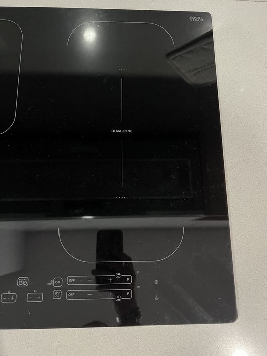 Placa de Indução Indesit DualZone – Como Nova / Excelente Estado