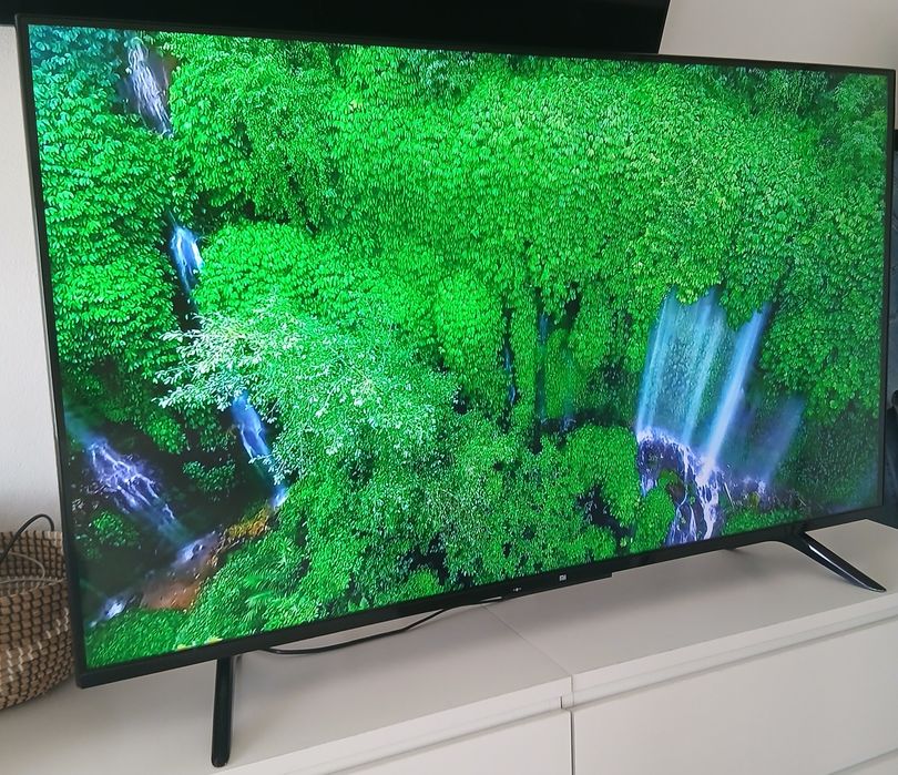 XIAOMI 55"faço entrega incluída no valor Smart TV 4K ultra  HD