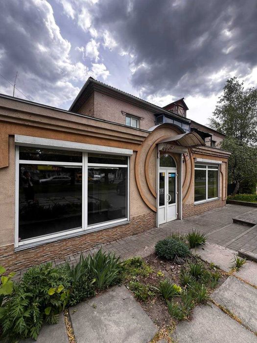 Продаж приміщення вільного призначення в районі Ж/Д вокзалу!