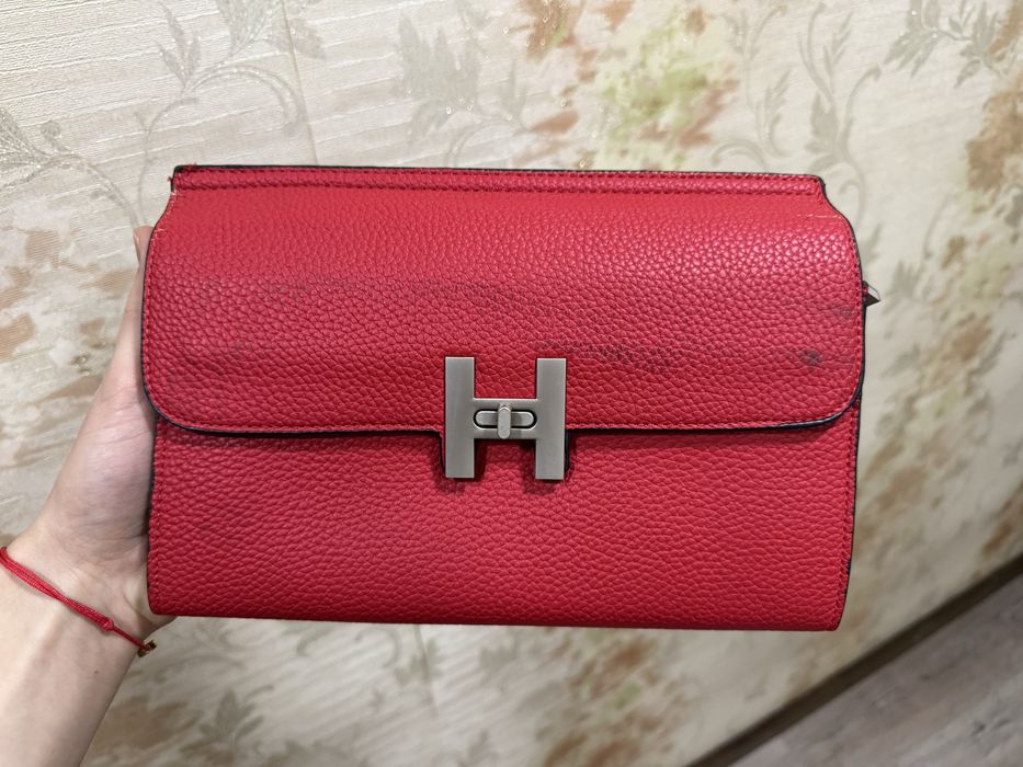 Два стильні клатчі, віддам за безцінь